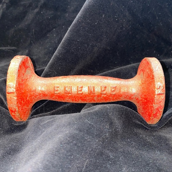Vintage, MCM, Single EMENEE “B” 2lb. Red Metal Hand Weight, Dumbbell - Picture 3 of 11